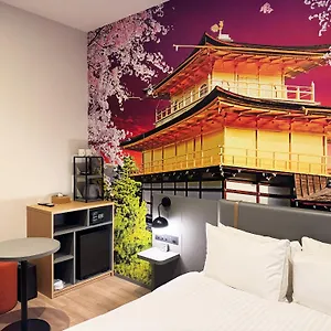 Travelodge Shijo Omiya 3* קיוטו
