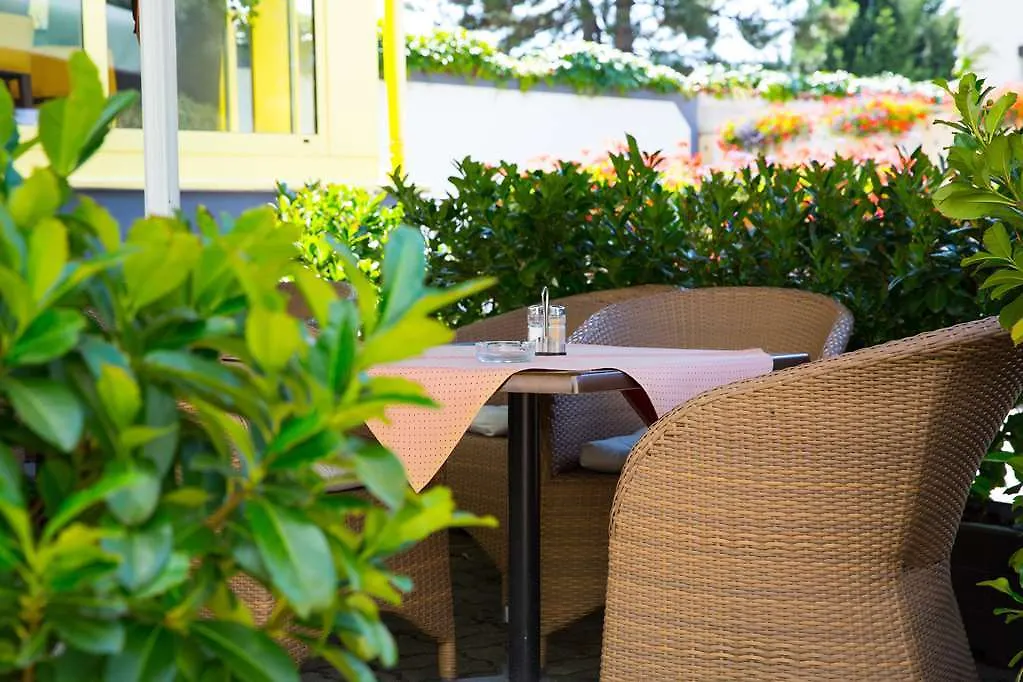 Das Reinisch Hotel - Near Vienna Airport Schwechat Austria